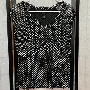 GNW Ruffle Neck Flutter Sleeve Lettuce Edge Sheer Lined Dot Top XL Black White